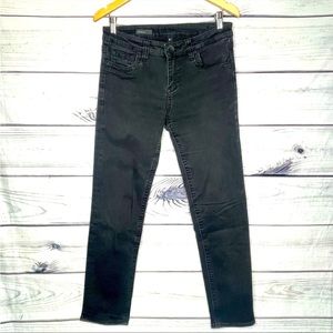 Kut from the Kloth straight leg black jeans 6